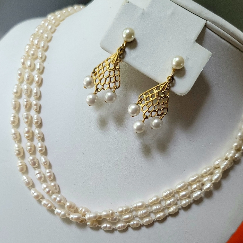 Fashion Gold Color Multi-Pearl Earrings